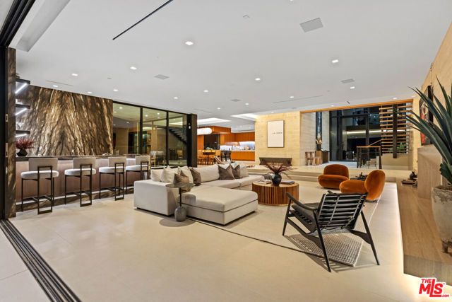 1731 Summitridge Drive, Beverly Hills, CA 90210