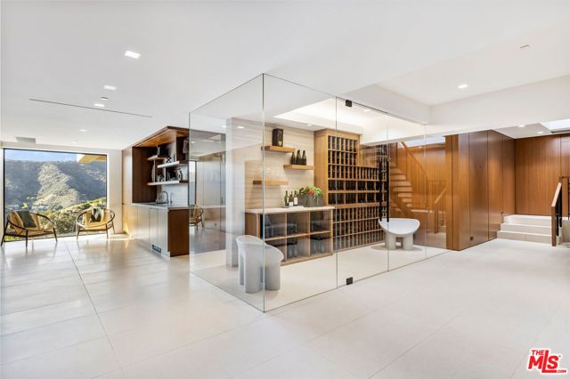 1731 Summitridge Drive, Beverly Hills, CA 90210