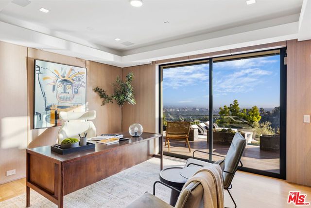 1731 Summitridge Drive, Beverly Hills, CA 90210