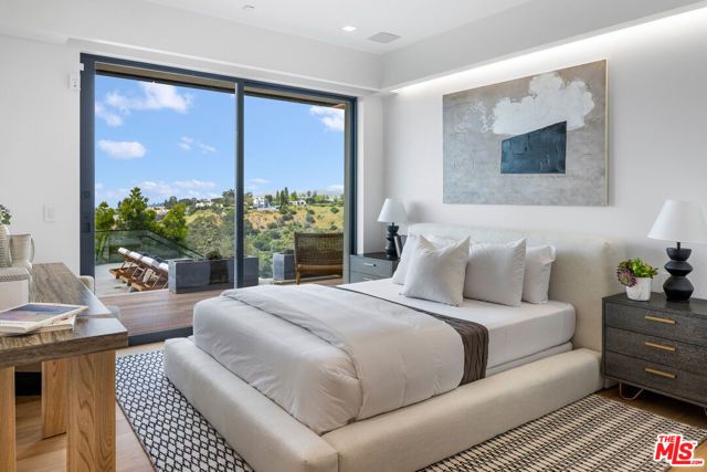 1731 Summitridge Drive, Beverly Hills, CA 90210