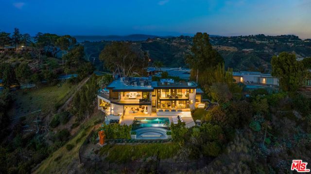 1731 Summitridge Drive, Beverly Hills, CA 90210