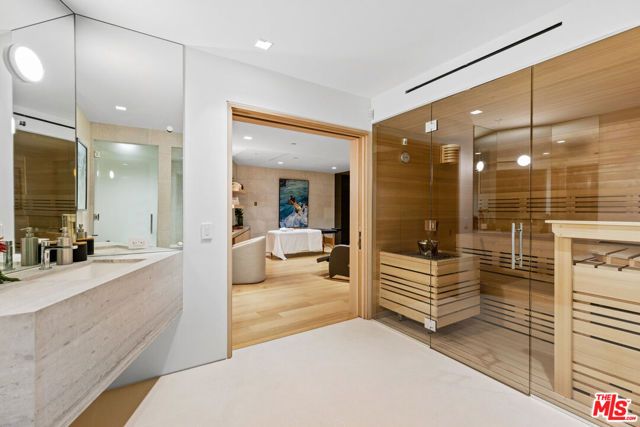 1731 Summitridge Drive, Beverly Hills, CA 90210