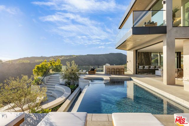 1731 Summitridge Drive, Beverly Hills, CA 90210