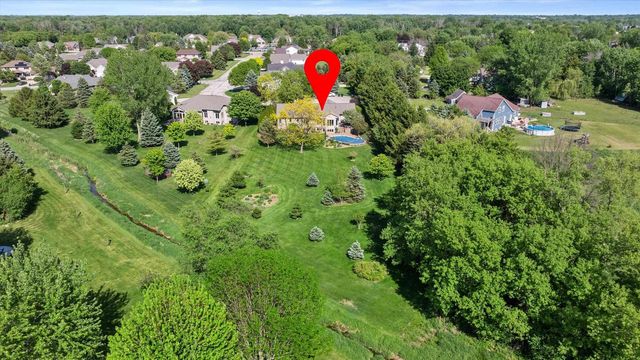3803 N CRIPPLE CREEK DRIVE, Appleton, WI 54913