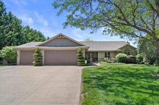 3803 N CRIPPLE CREEK DRIVE, Appleton, WI 54913