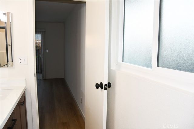 802 E La Veta, Orange, CA 92866
