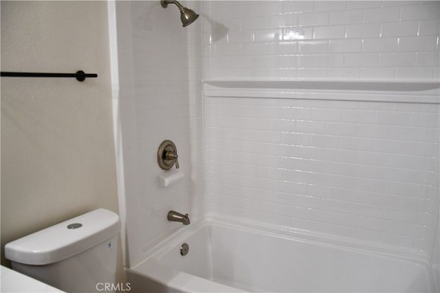 802 E La Veta, Orange, CA 92866