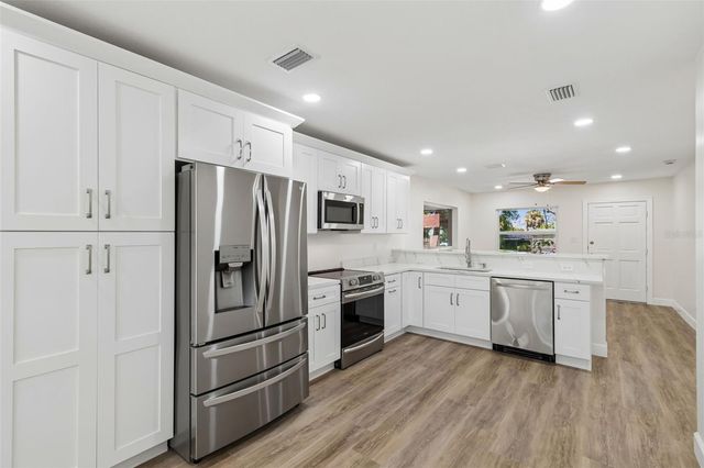 4313 E SHADOWLAWN AVENUE, Tampa, FL 33610