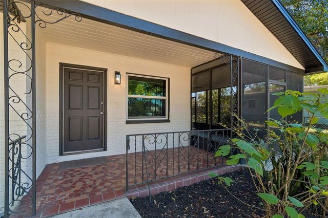 4313 E SHADOWLAWN AVENUE, Tampa, FL 33610