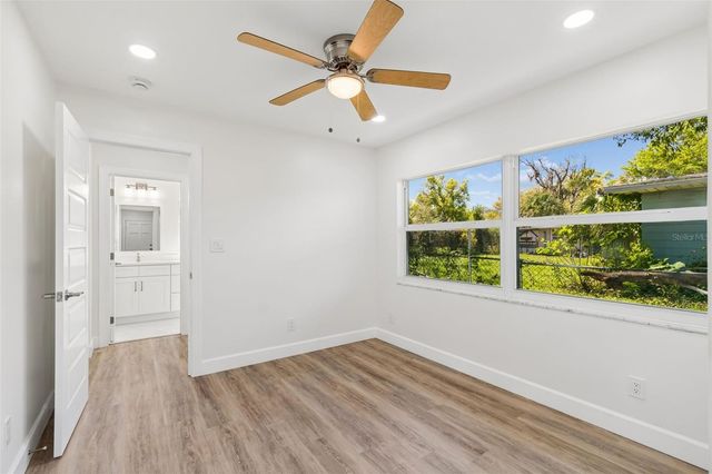 4313 E SHADOWLAWN AVENUE, Tampa, FL 33610