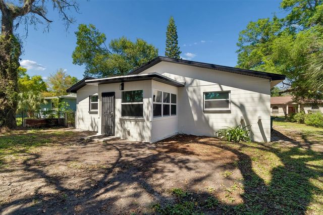 4313 E SHADOWLAWN AVENUE, Tampa, FL 33610