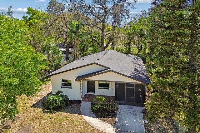 4313 E SHADOWLAWN AVENUE, Tampa, FL 33610