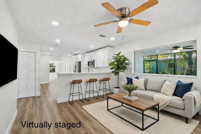 4313 E SHADOWLAWN AVENUE, Tampa, FL 33610