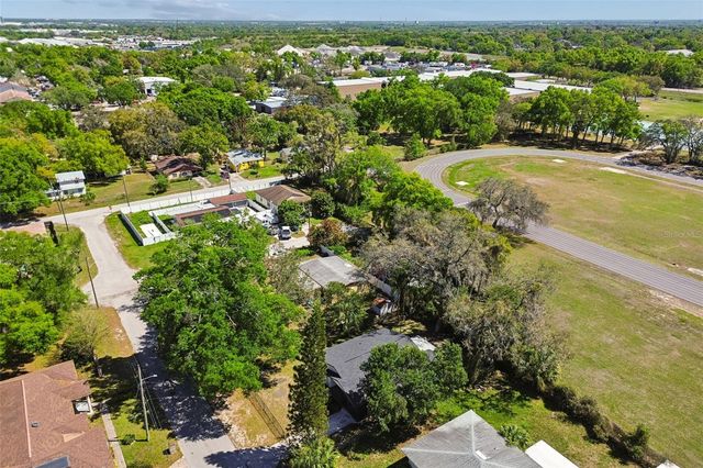 4313 E SHADOWLAWN AVENUE, Tampa, FL 33610