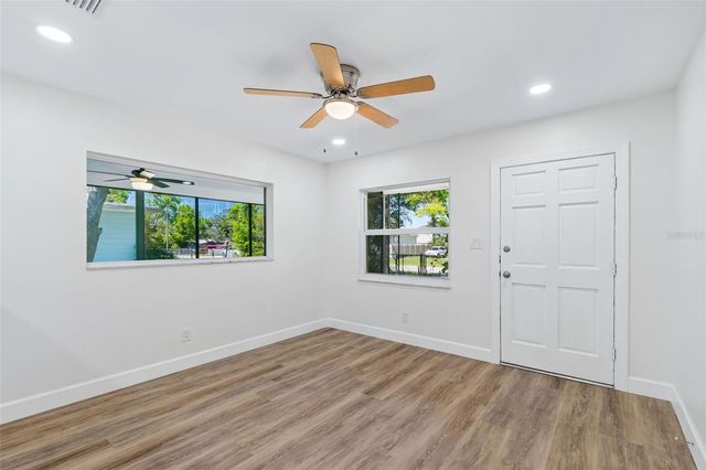 4313 E SHADOWLAWN AVENUE, Tampa, FL 33610