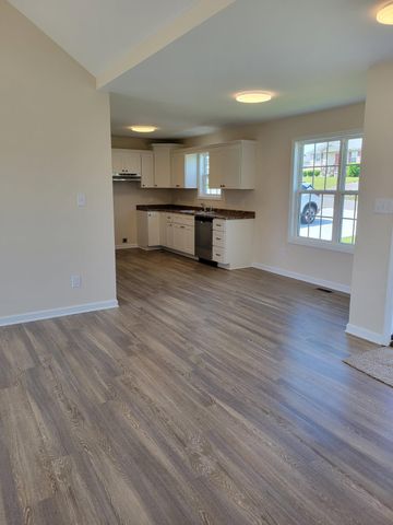 62 Modena Pl, Decherd, TN 37324