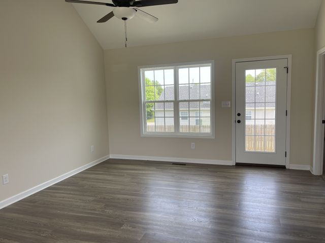 62 Modena Pl, Decherd, TN 37324