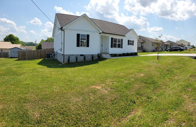 62 Modena Pl, Decherd, TN 37324