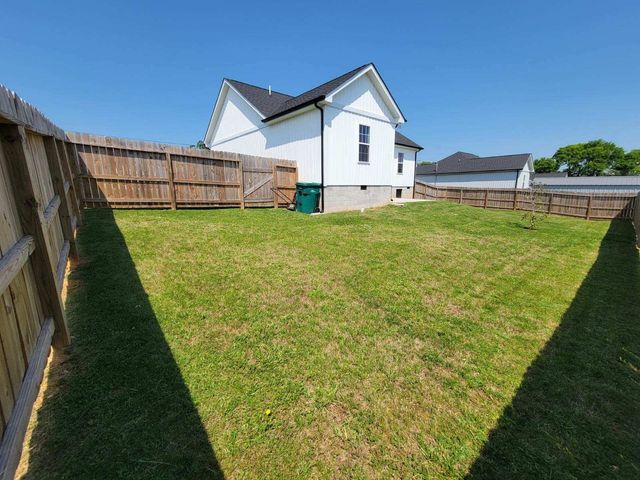 62 Modena Pl, Decherd, TN 37324
