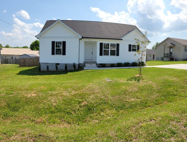 62 Modena Pl, Decherd, TN 37324