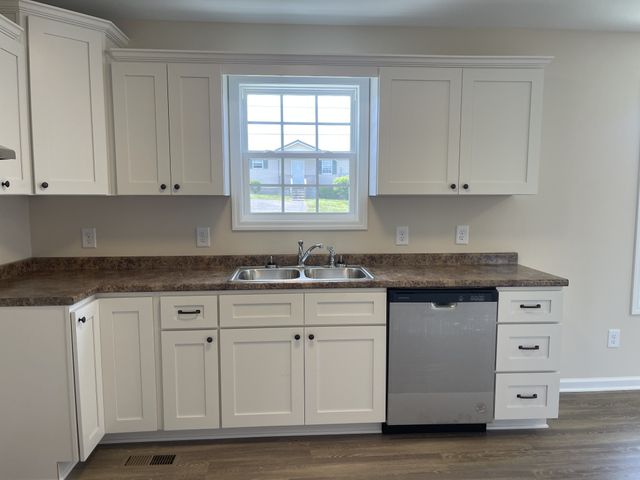 62 Modena Pl, Decherd, TN 37324