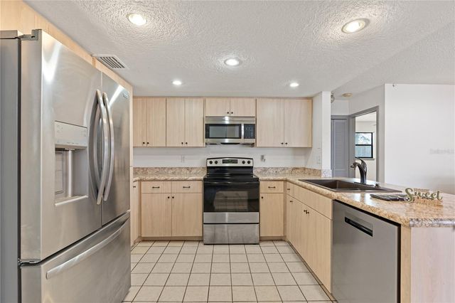 60 DURHAM COURT, Palm Harbor, FL 34683