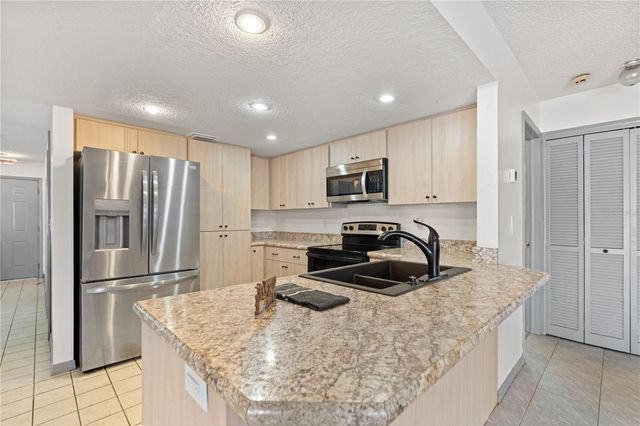 60 DURHAM COURT, Palm Harbor, FL 34683