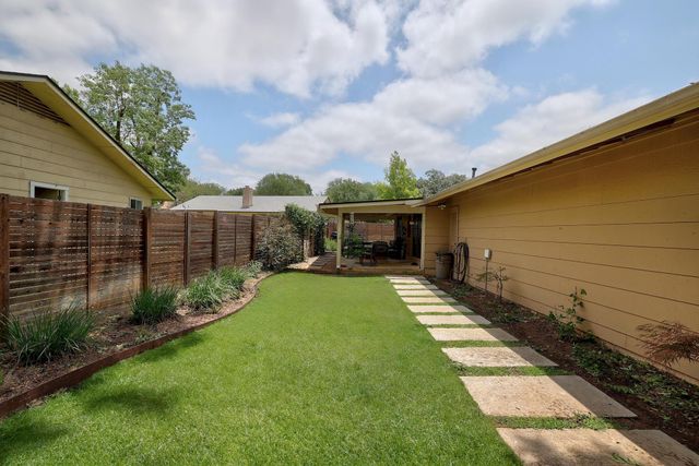 8701 Millway DR, Austin, TX 78757