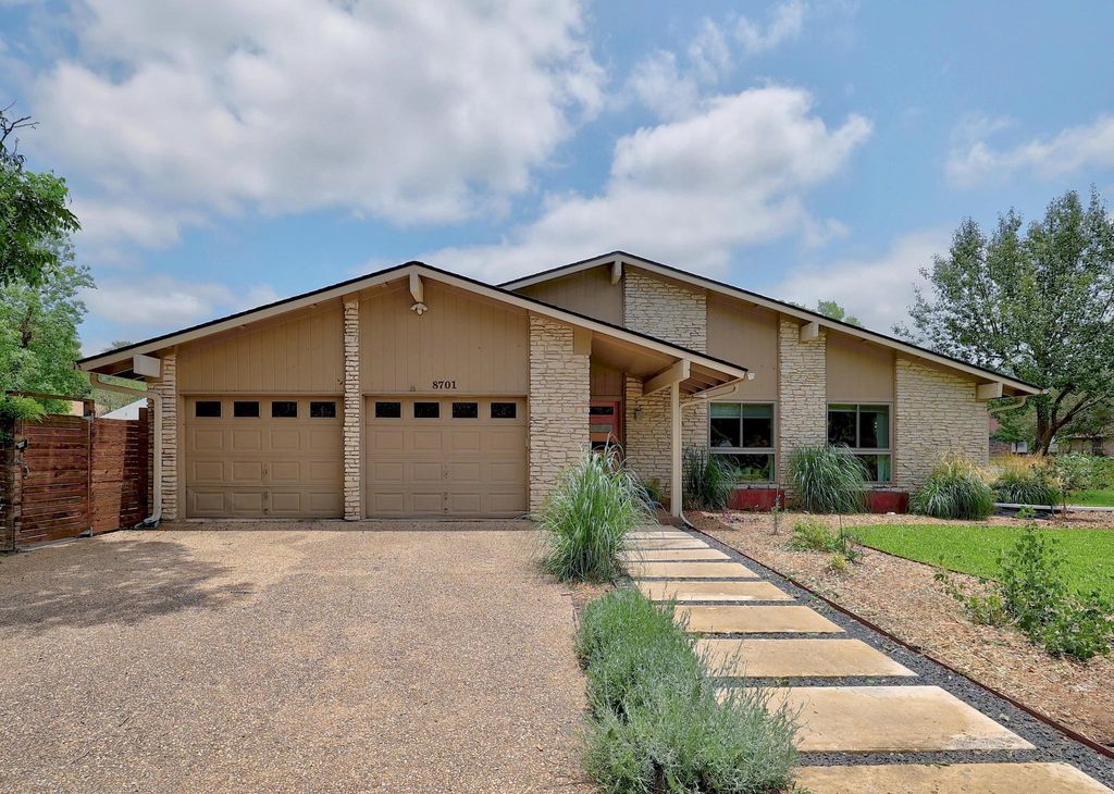 8701 Millway DR, Austin, TX 78757