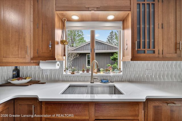 4572 Sequoia Trail, Okemos, MI 48864