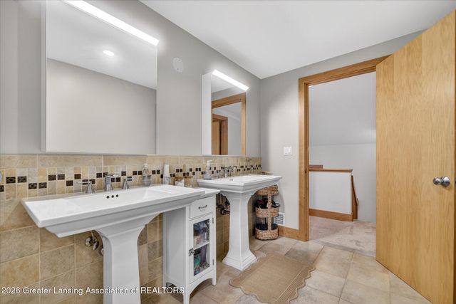 4572 Sequoia Trail, Okemos, MI 48864