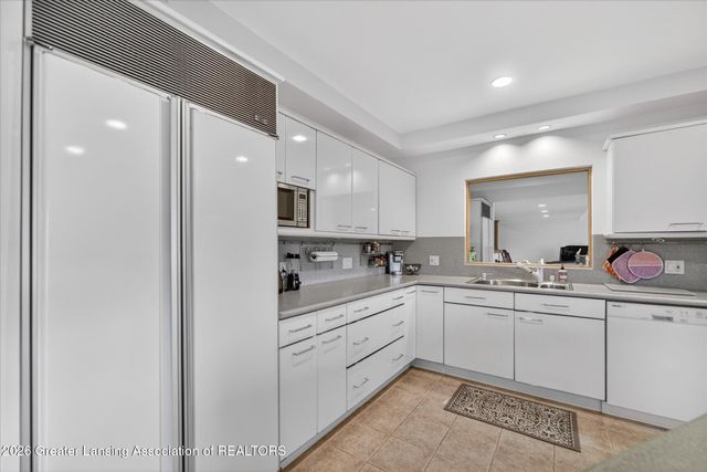 4572 Sequoia Trail, Okemos, MI 48864