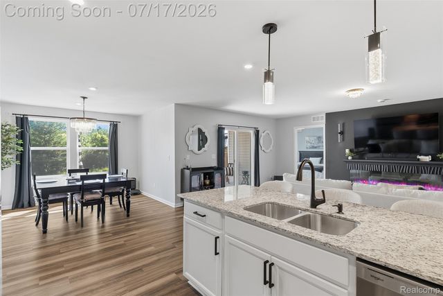 2340 Scenic Hollow Drive, Grand Blanc Charter Township, MI 48439