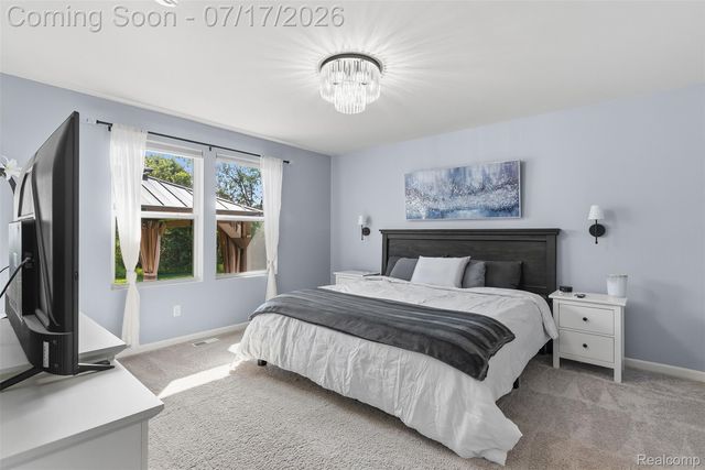 2340 Scenic Hollow Drive, Grand Blanc Charter Township, MI 48439