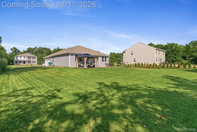 2340 Scenic Hollow Drive, Grand Blanc Charter Township, MI 48439