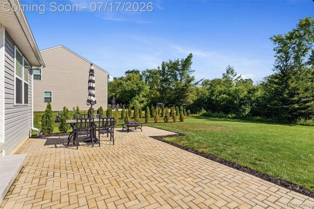2340 Scenic Hollow Drive, Grand Blanc Charter Township, MI 48439