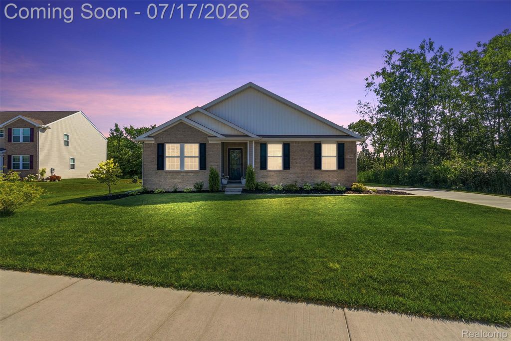 2340 Scenic Hollow Drive, Grand Blanc Charter Township, MI 48439
