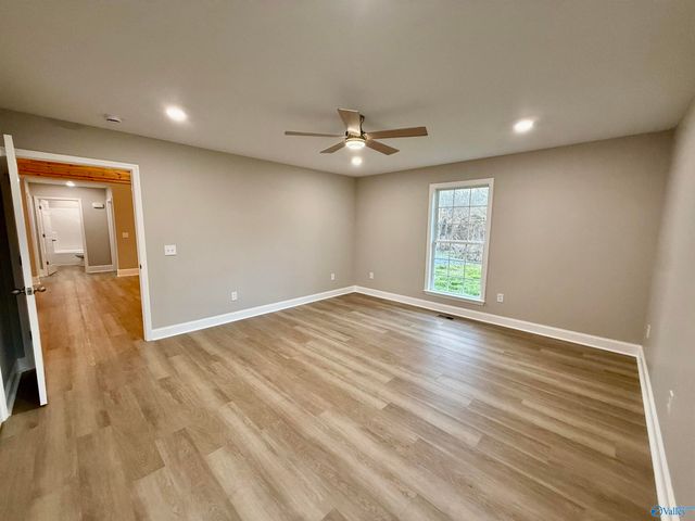 720 County Road 1447, Vinemont, AL 35179