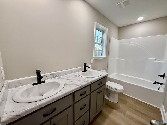 720 County Road 1447, Vinemont, AL 35179