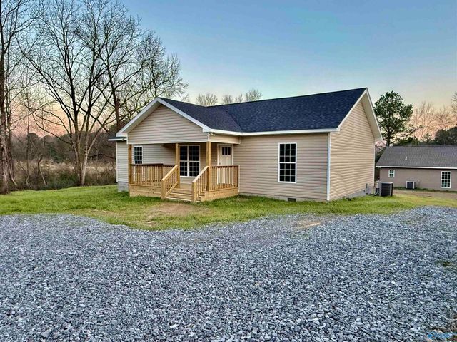 720 County Road 1447, Vinemont, AL 35179