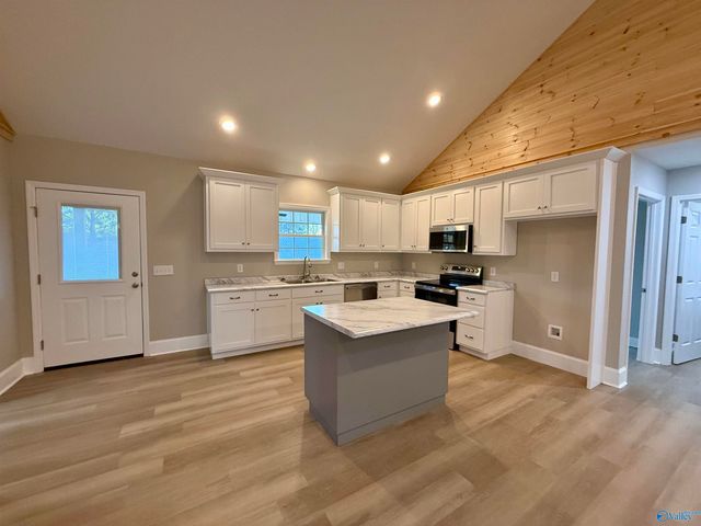 720 County Road 1447, Vinemont, AL 35179