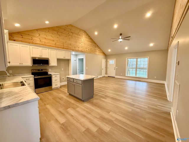 720 County Road 1447, Vinemont, AL 35179