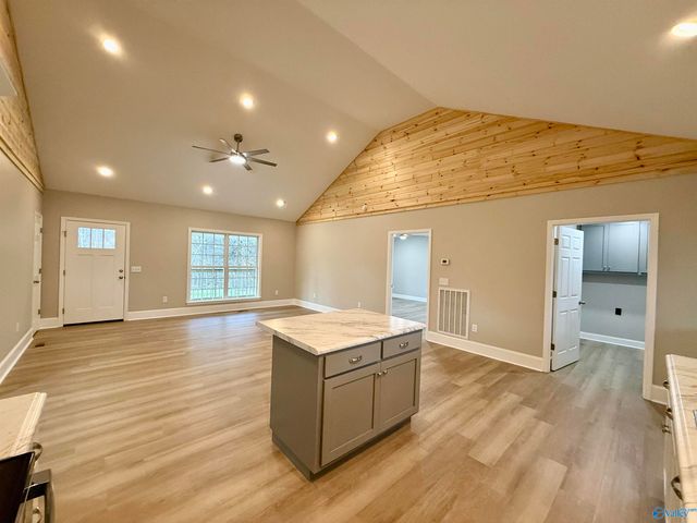 720 County Road 1447, Vinemont, AL 35179