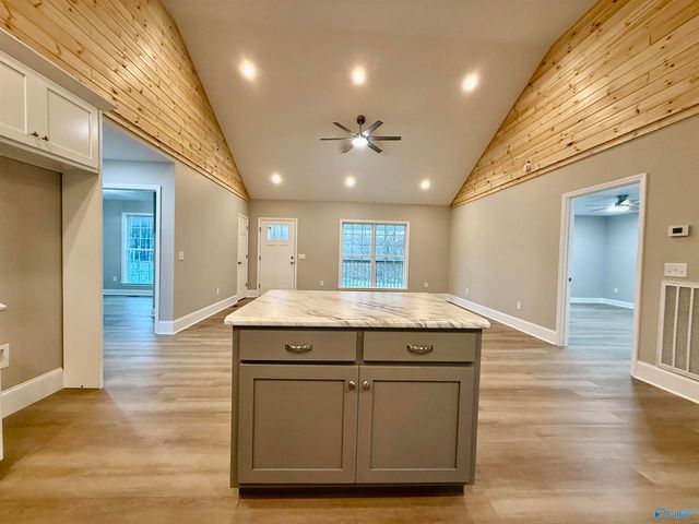 720 County Road 1447, Vinemont, AL 35179