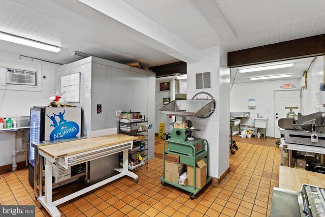 527 KLOCKNER RD, Trenton, NJ 08619