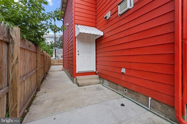 527 KLOCKNER RD, Trenton, NJ 08619