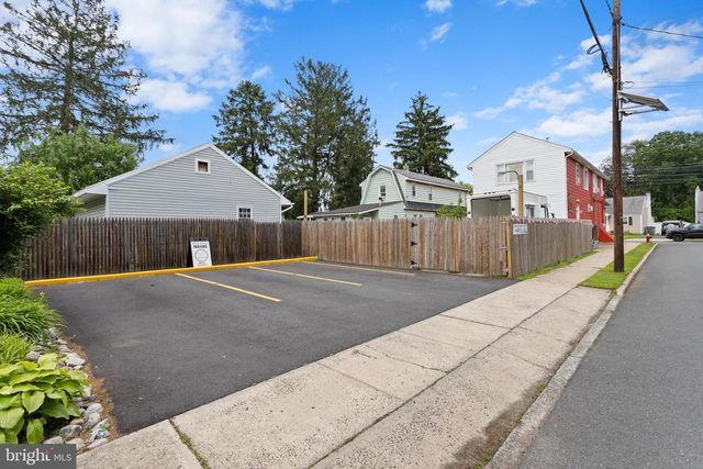 527 KLOCKNER RD, Trenton, NJ 08619