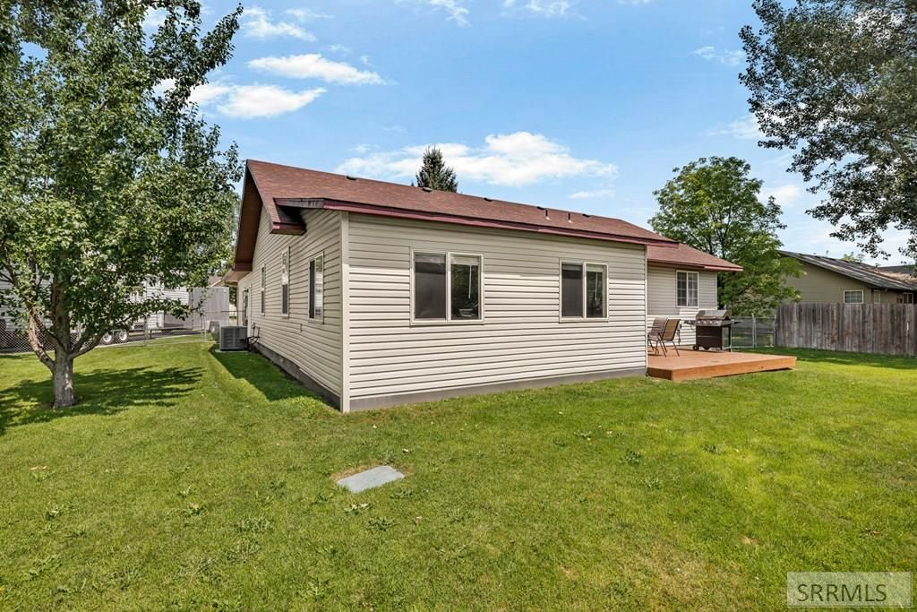 Image 32 of property listing at 1319 Travois Circle, Blackfoot, ID 83221