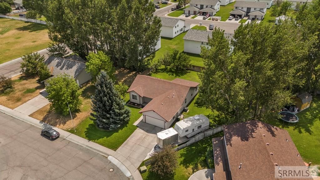 Image 44 of property listing at 1319 Travois Circle, Blackfoot, ID 83221