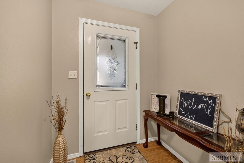 Image 9 of property listing at 1319 Travois Circle, Blackfoot, ID 83221